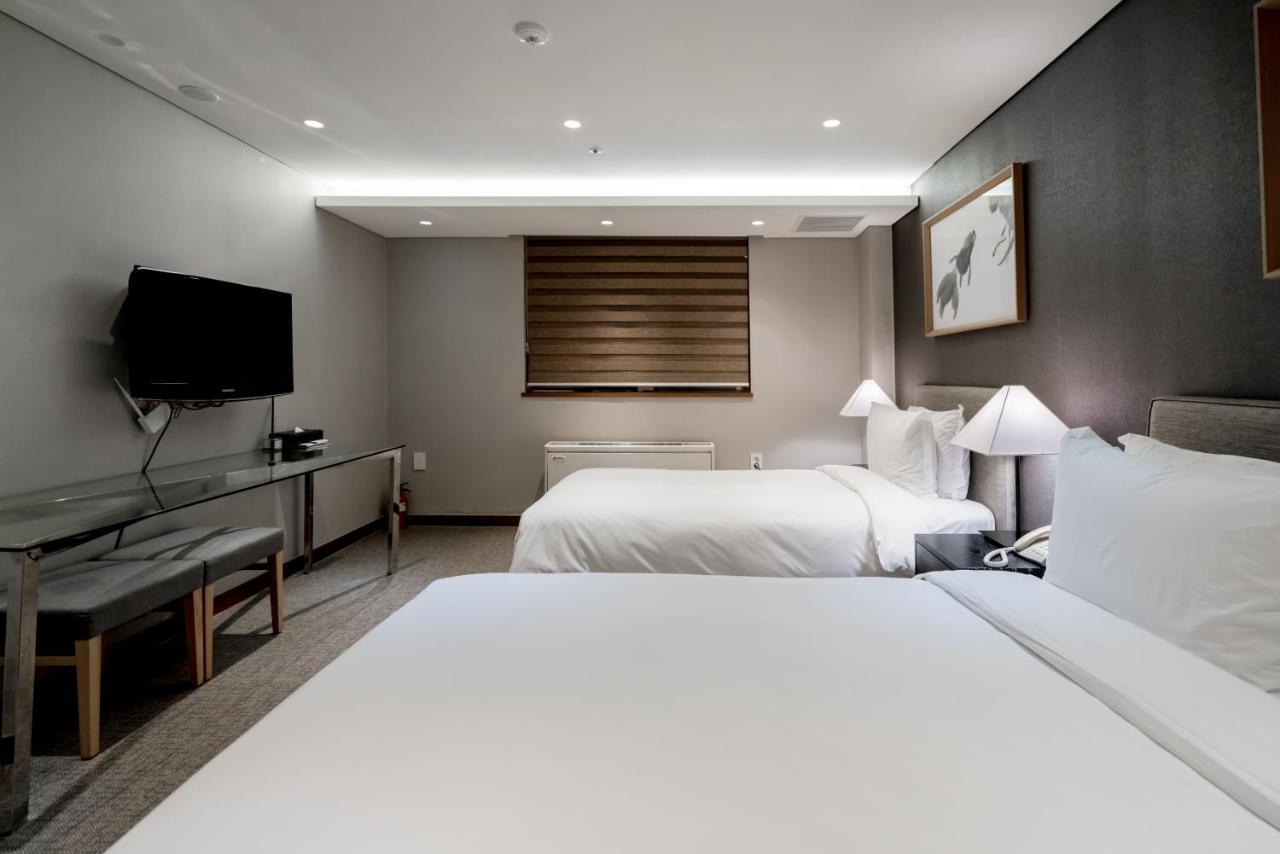 Oriens Hotel&Residences Myeongdong Seoul Exteriör bild
