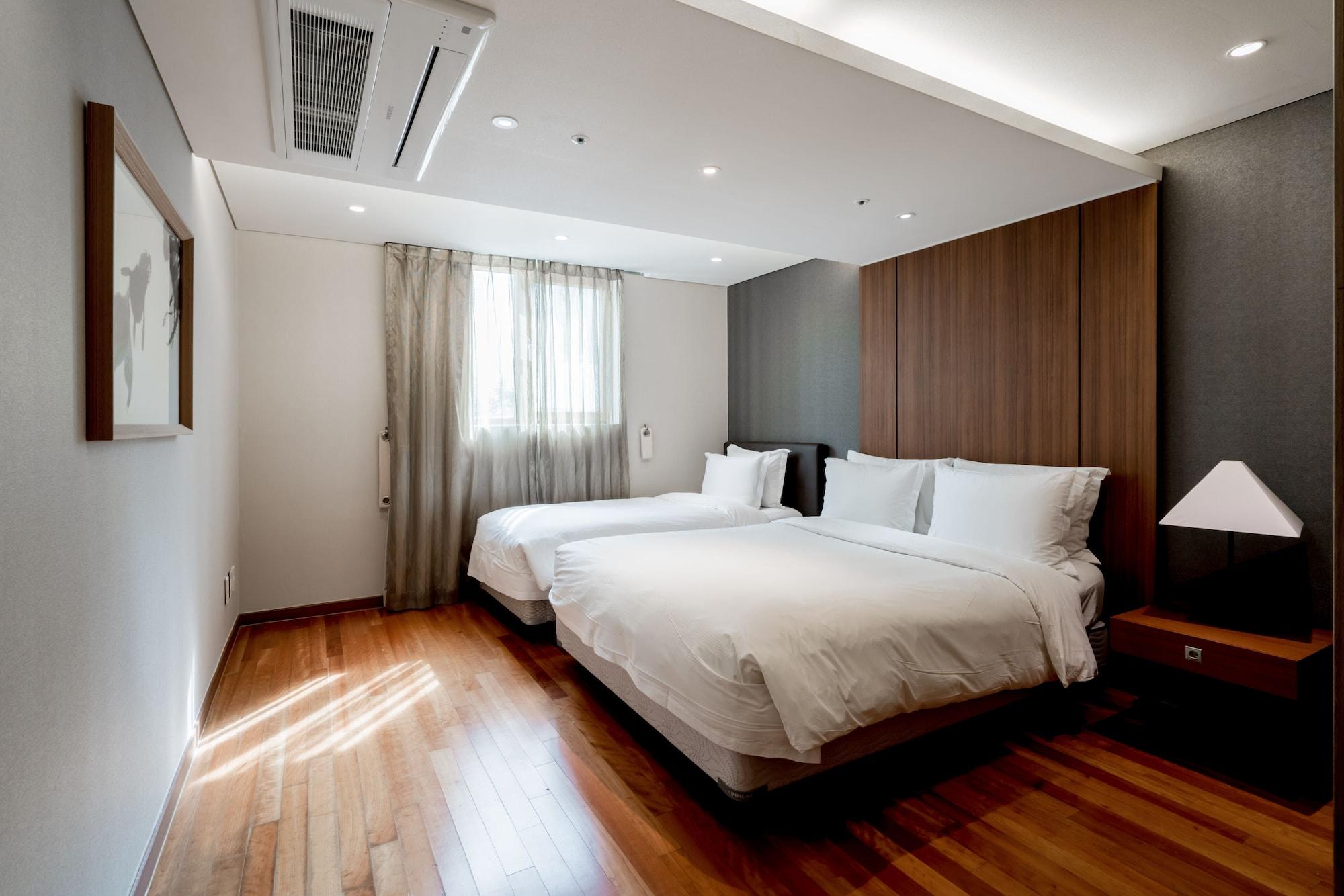 Oriens Hotel&Residences Myeongdong Seoul Exteriör bild